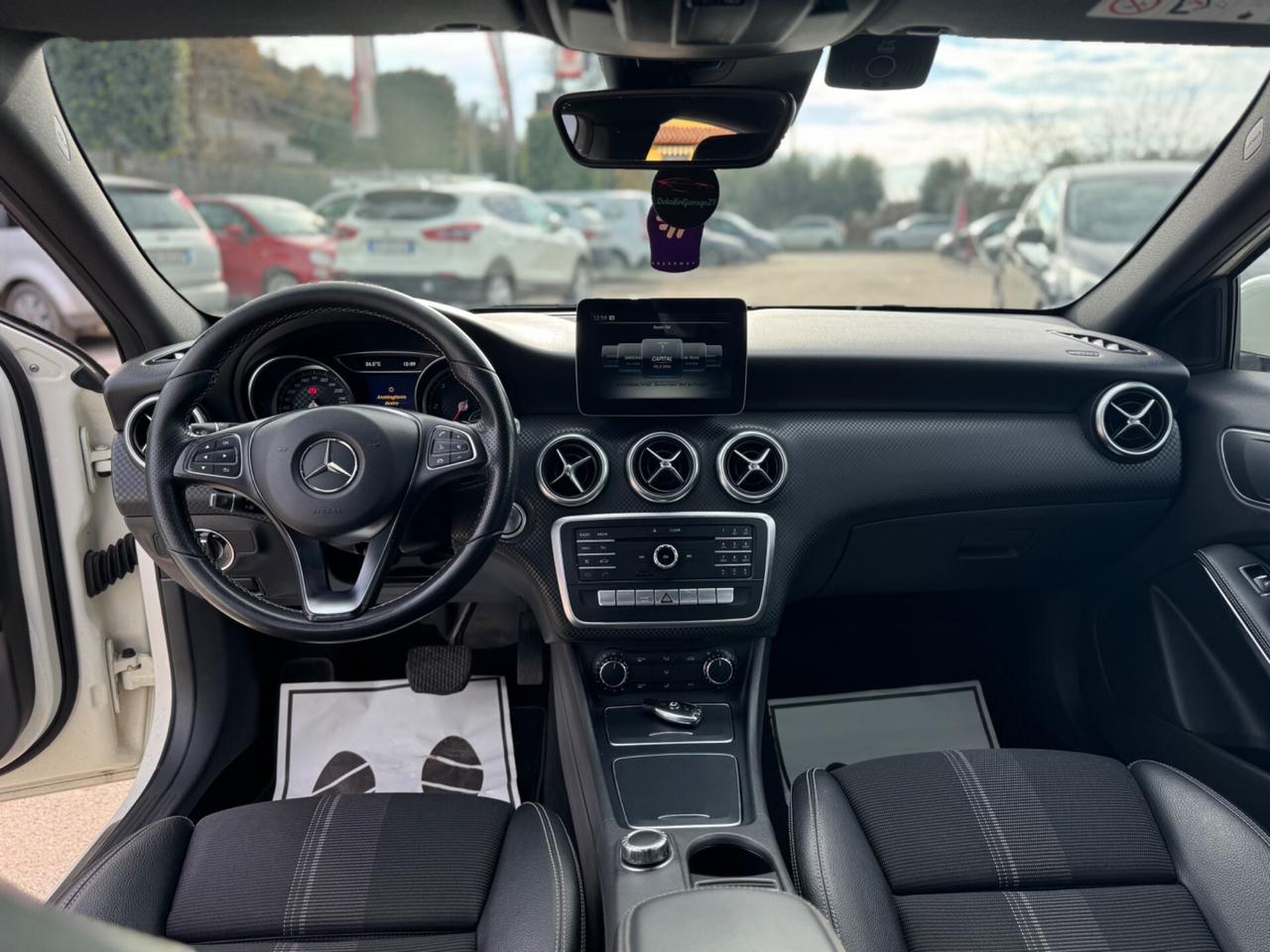 Mercedes-benz A 220 d Automatic Sport