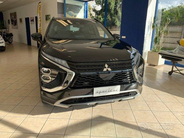 MITSUBISHI Eclipse Cross 2.4 MIVEC 4WD PHEV Inst