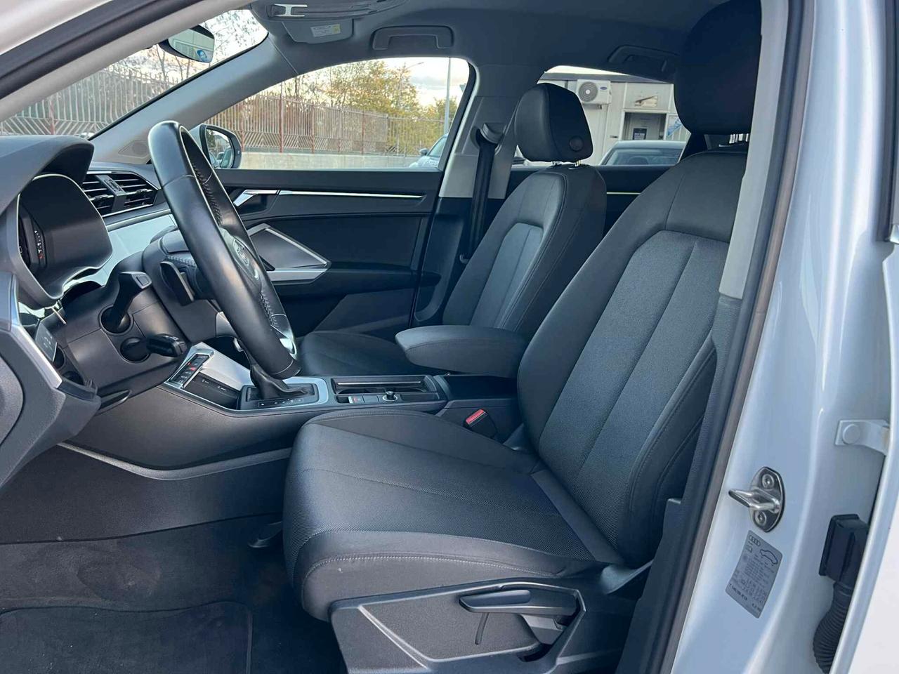 Audi Q3 SPB 2.0 TDI 150CV -PALETTE-LUCI SOFFUSE-