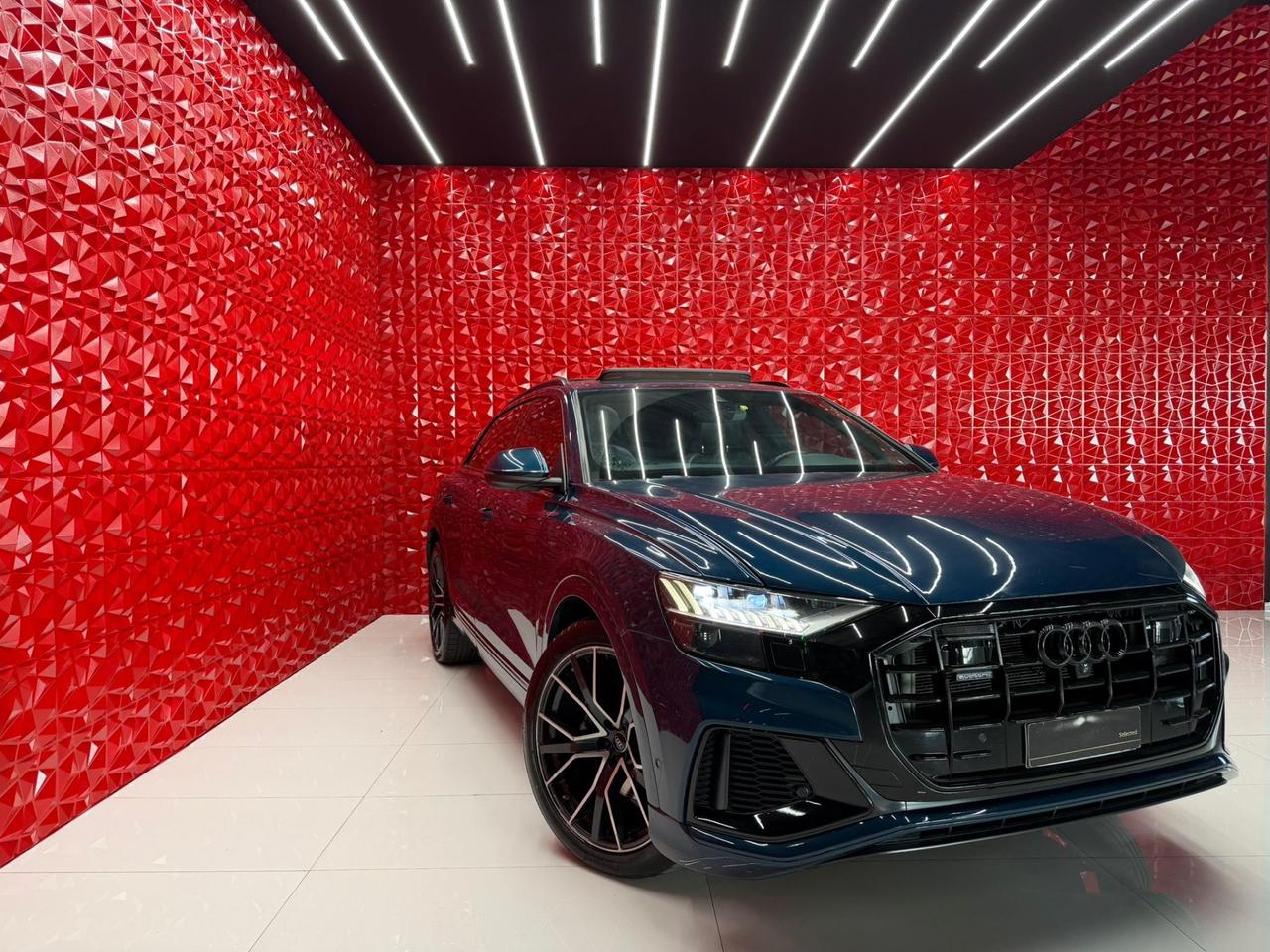 Audi Q8 50 TDI 286CV ALLES. SQ8 TETTO IVA DEDUCIBILE