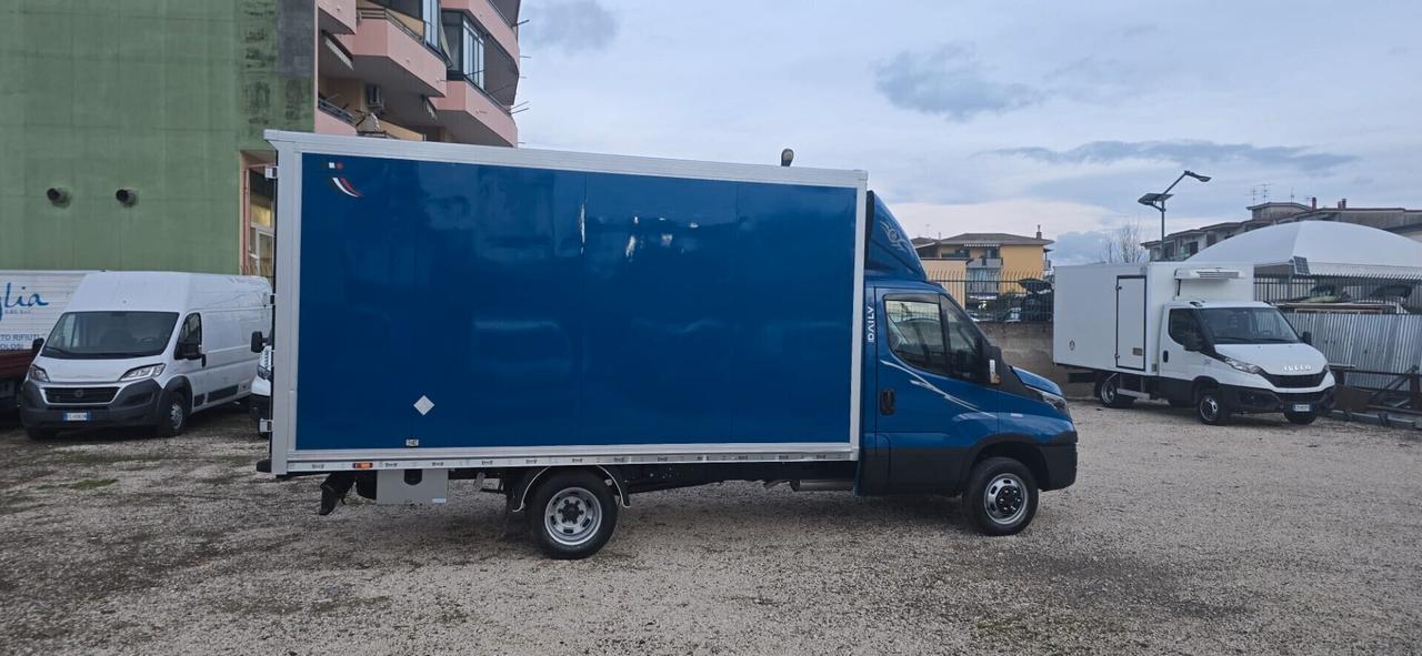 IVECO DAILY 35-160 FURGONE IN LEGA LEGGERA MT 4.35 EURO6