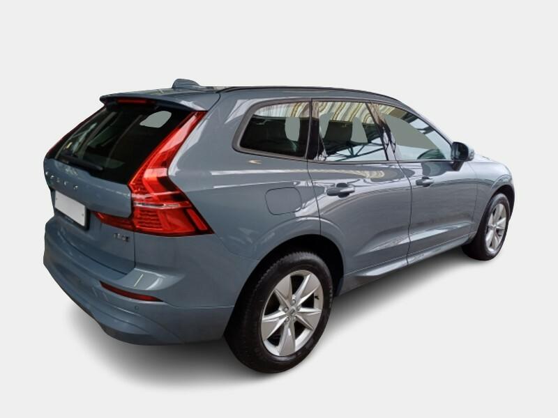 VOLVO XC60 B4 D AWD AUTOMATICO MOMENTUM SUV