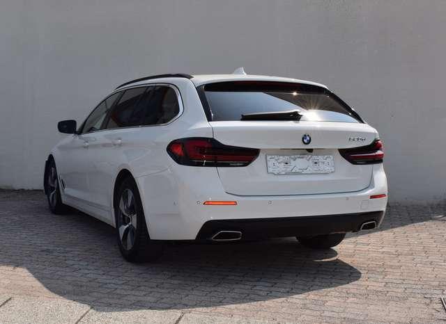BMW 520 520 Mild-Hybrid 140 kW 48 v