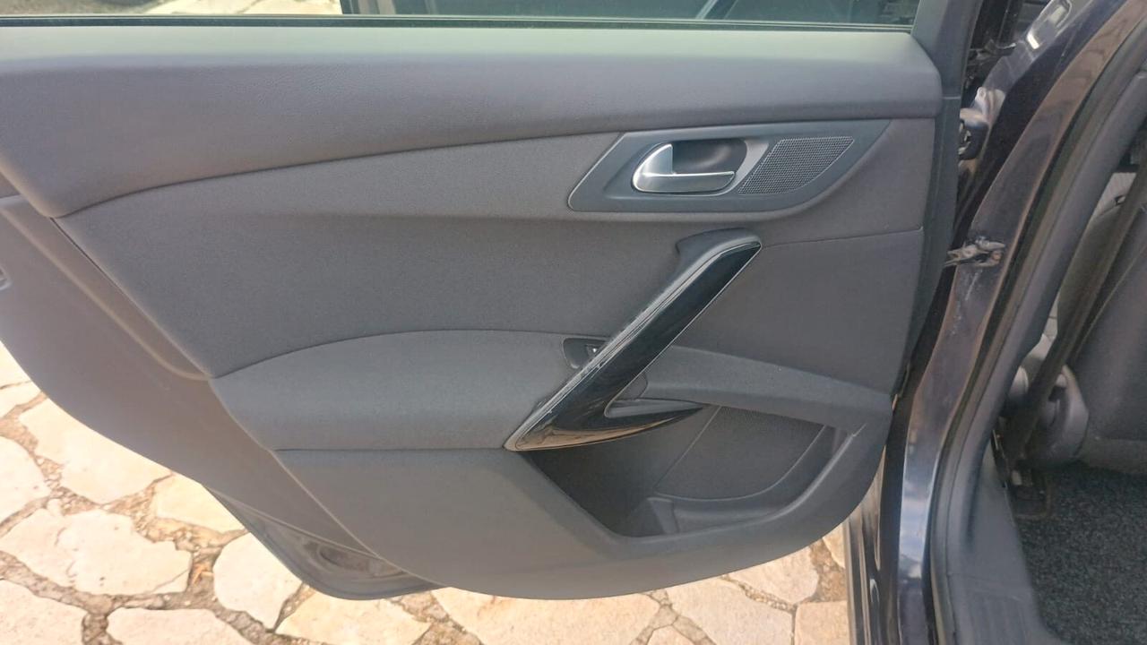 Peugeot 508 1.6 e-HDi 115CV cambio robotizzato S&S SW Access