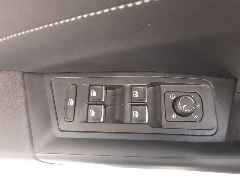 Volkswagen T-Roc 2.0 TDI SCR R-Line DSG