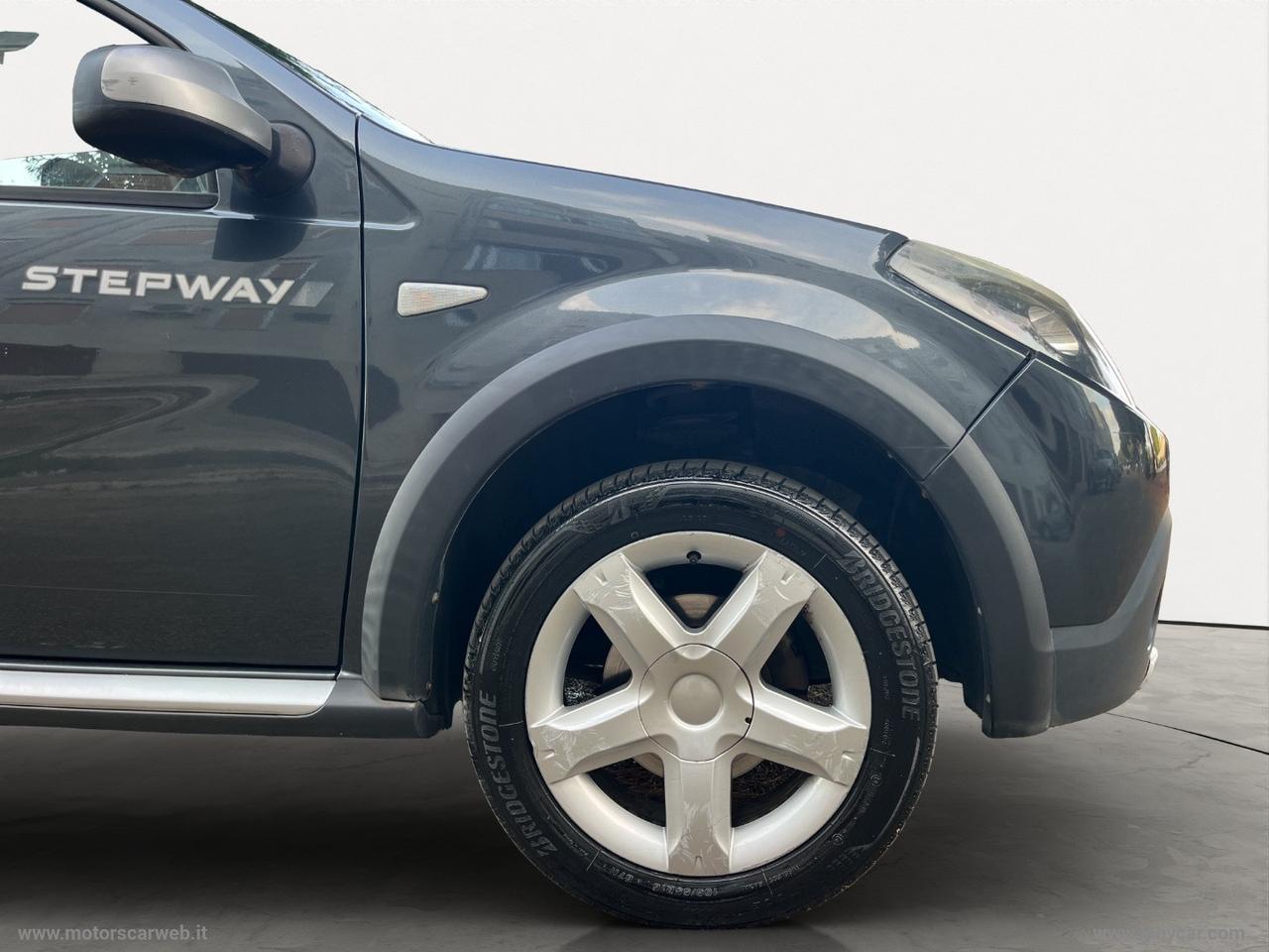 DACIA Sandero Stepway 1.6 8V 90 CV