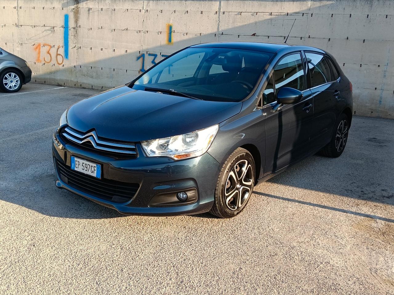 CITROEN C4 1.6 HDì-TETTO-2012