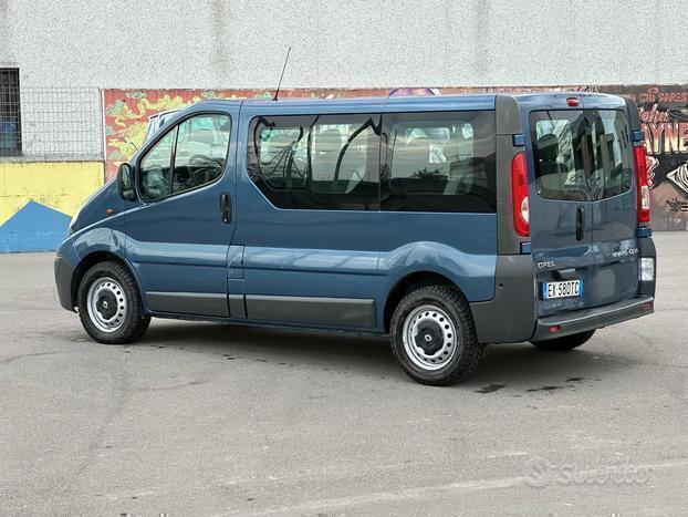 OPEL MOVANO CON 9 POSTI SUPER PREZZO!