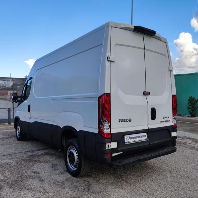 IVECO DAILY 35S12 VH2 FURG.PASSO MEDIO/CORTO 3 PTI-2020