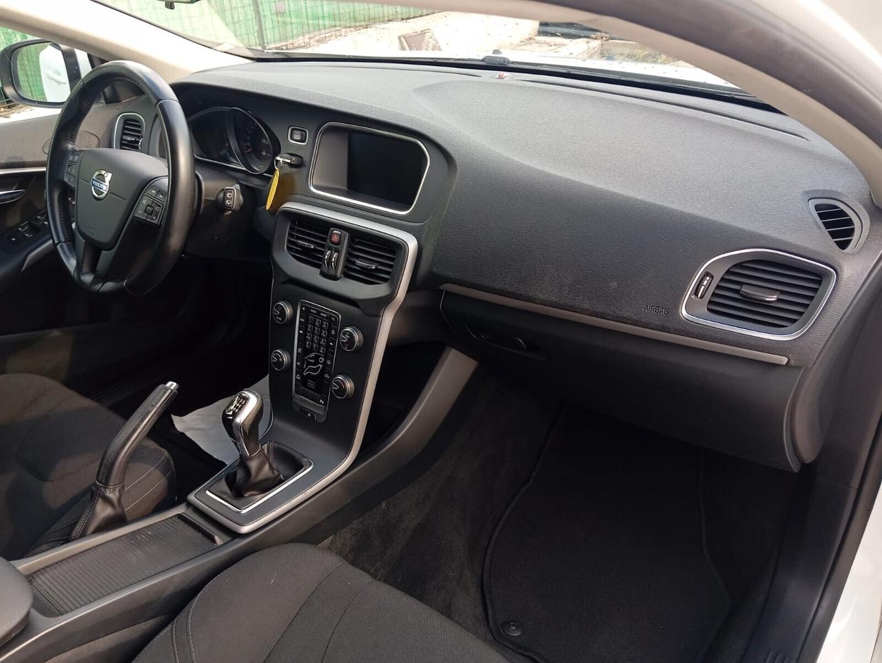 Volvo V40 " KM CERTIFICATI "