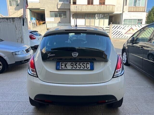 Lancia Ypsilon 1.3 MJT 16V 95 CV 5 porte S&S Plati