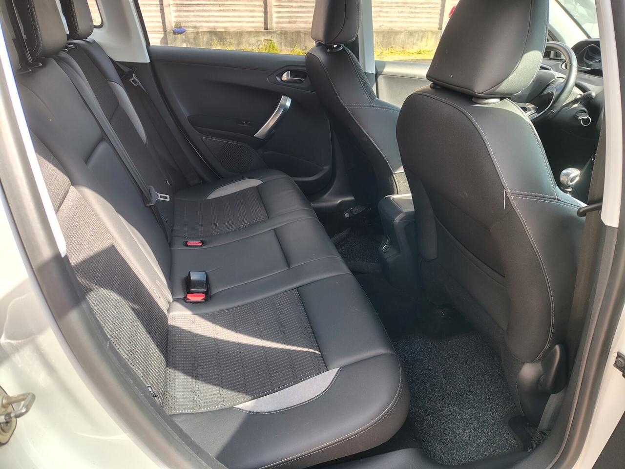 Peugeot 2008 110 CV Benzina Allure Prezzo Reale