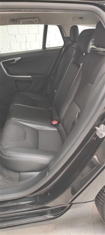 Volvo V60 D3 Geartronic Kinetic !!! KM 105.800 !!!