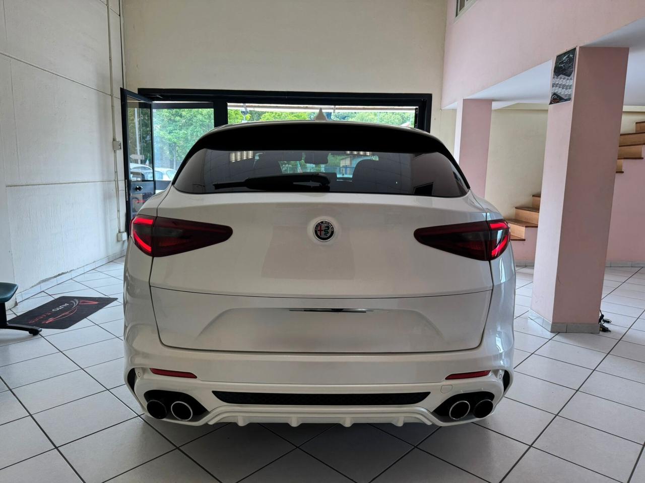 Alfa Romeo Stelvio 2.9 Bi-Turbo V6 510 CV AT8 Quadrifoglio