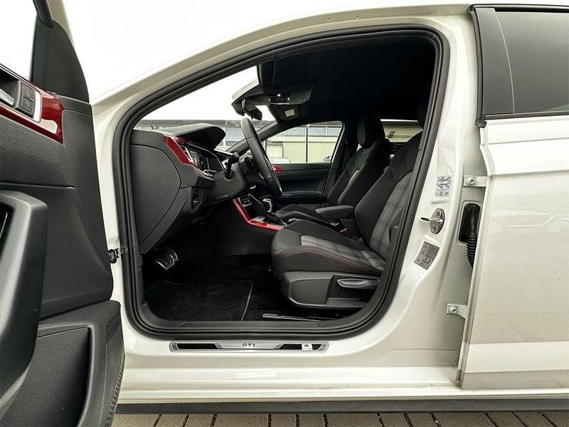 Volkswagen Polo Polo 2.0 tsi GTI dsg