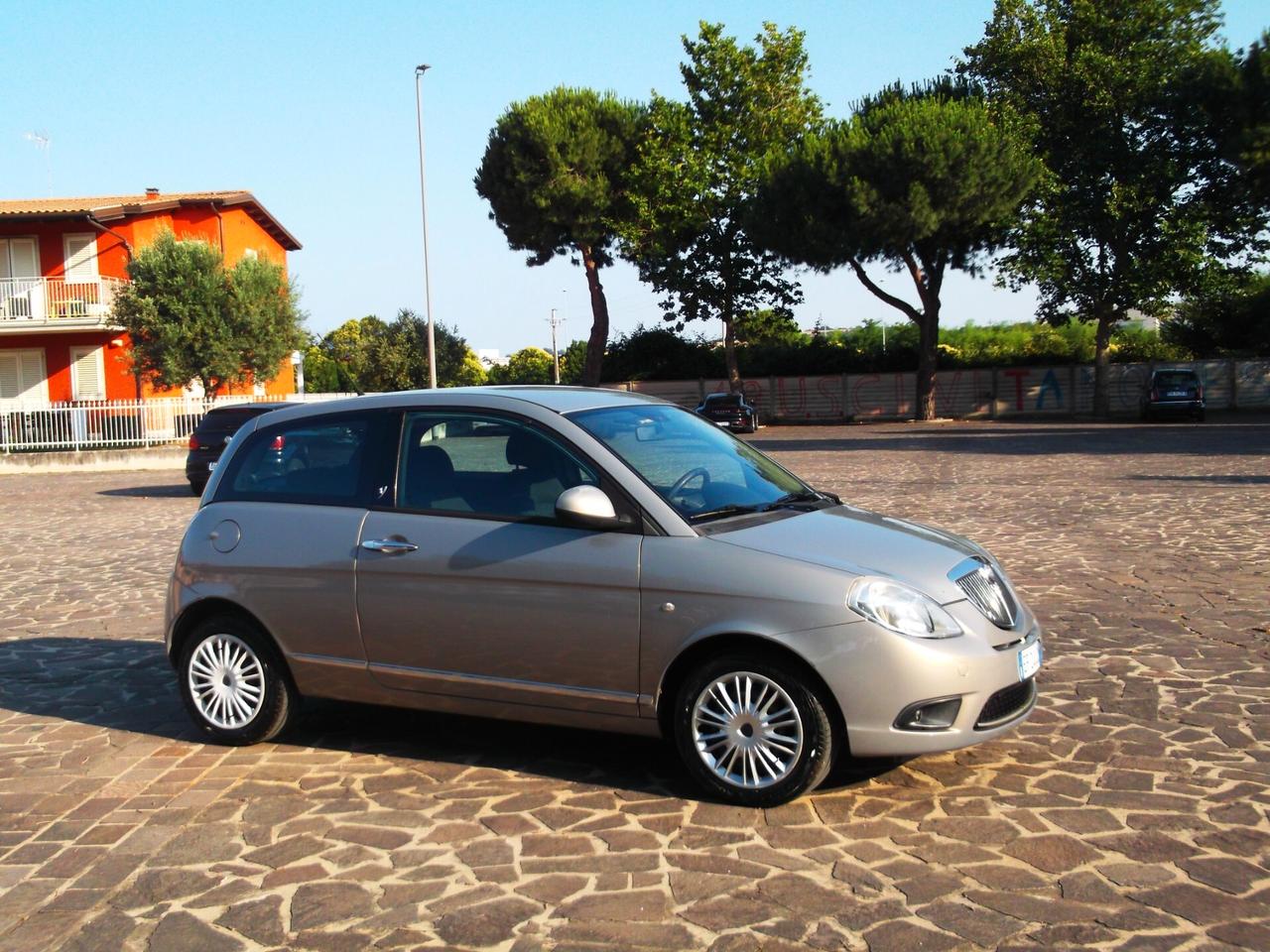 Ypsilon 1.3 MJT Neopatentati 2011
