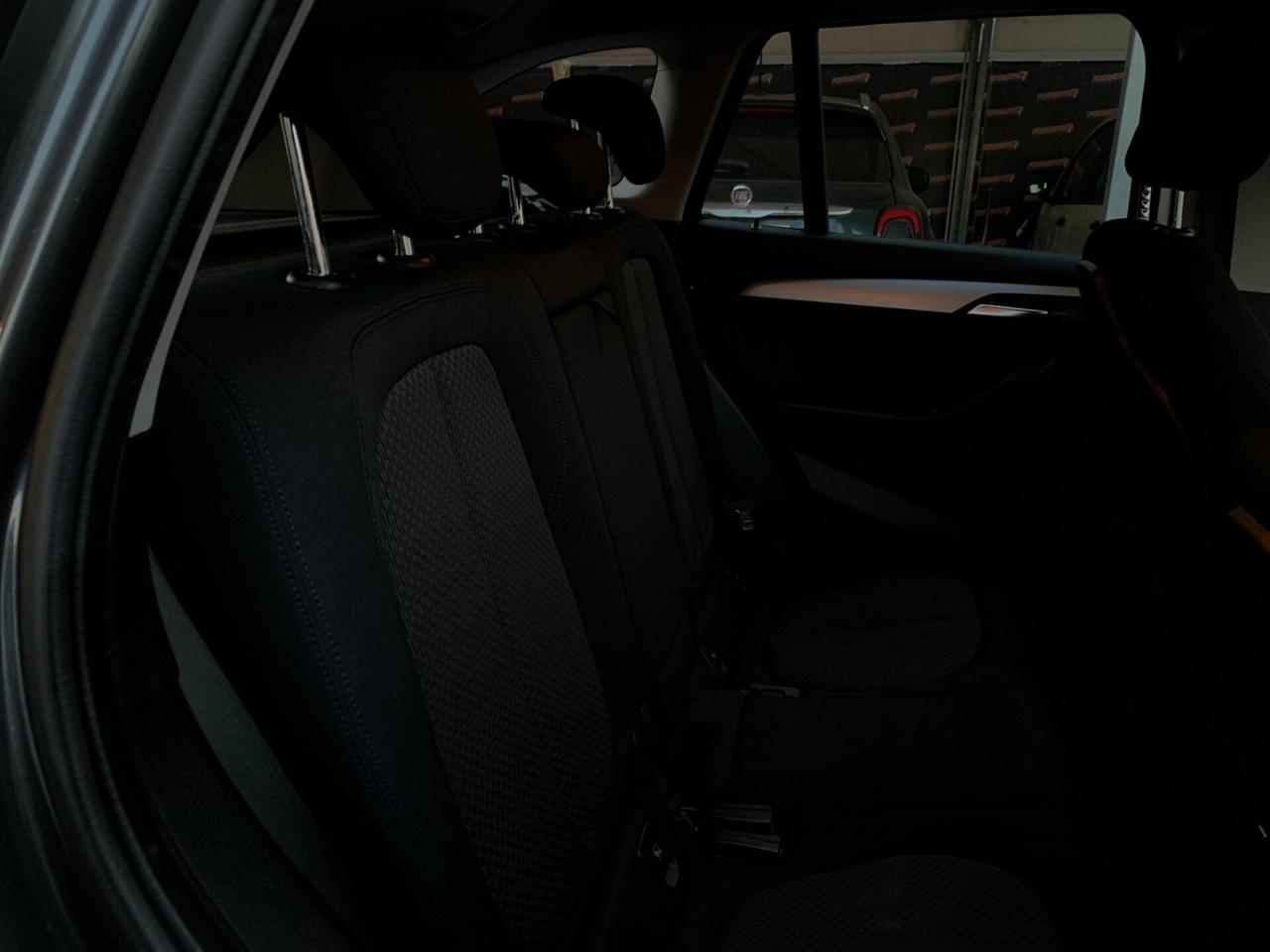 Bmw X1 sDrive18d Business