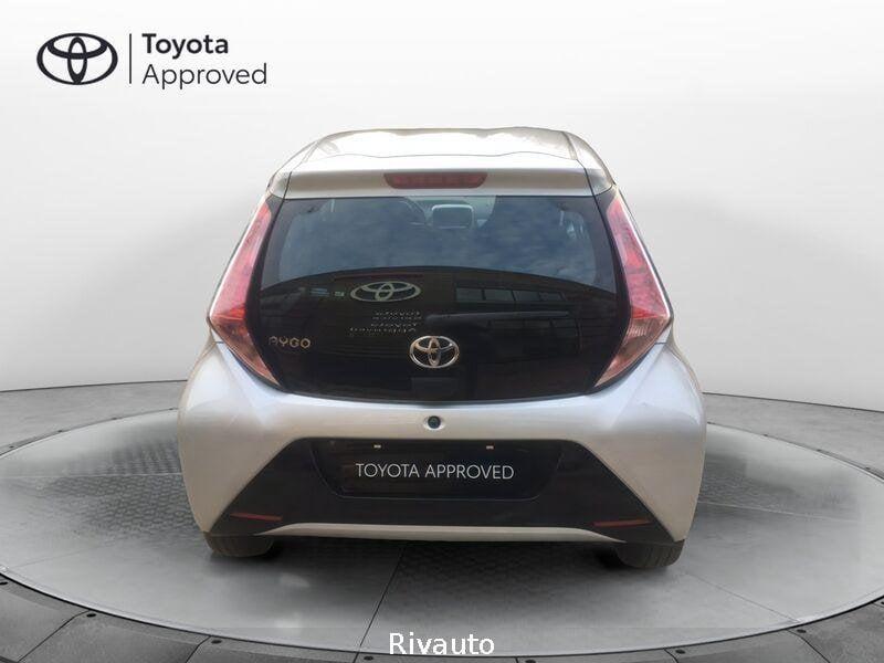 Toyota Aygo Aygo 1.0 VVT-i 69 CV 5 porte x-play TSS