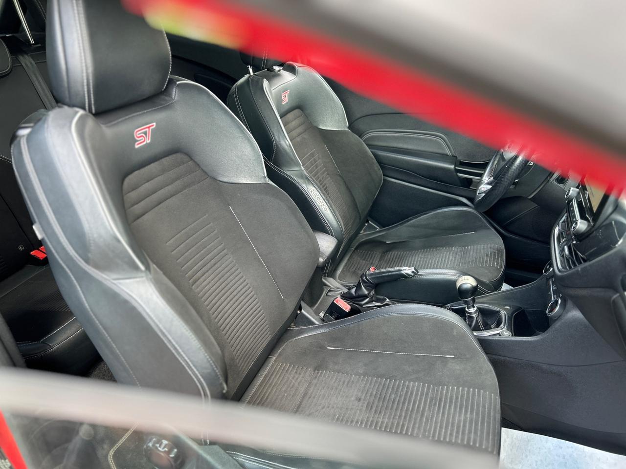 Ford Fiesta 1.5cc 200CV 3p. *ALL. SPORTIVO ST*SEDILI RISCALDATI*BELLISSIMA*