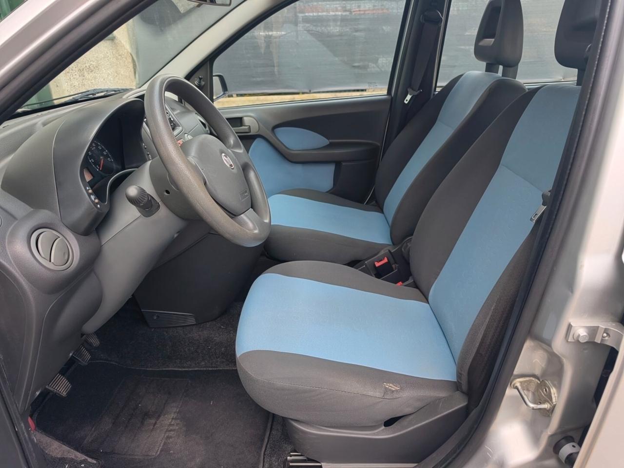 Fiat Panda 1.2 BENZINA NEOPATENTATI POCHI KM PRONTA CONSEGNA