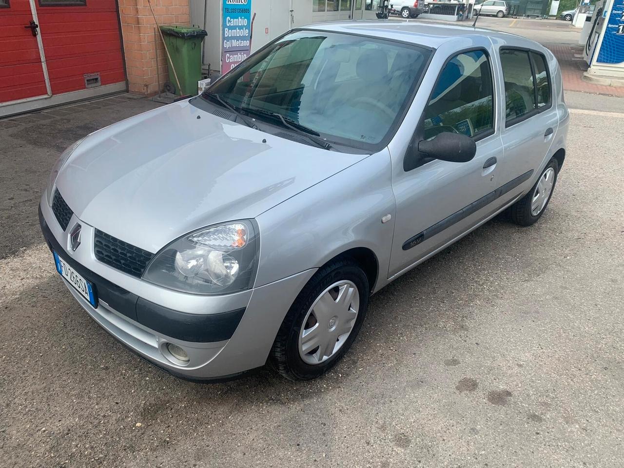 Renault Clio 1.2 16V cat 5 porte Confort Authentique