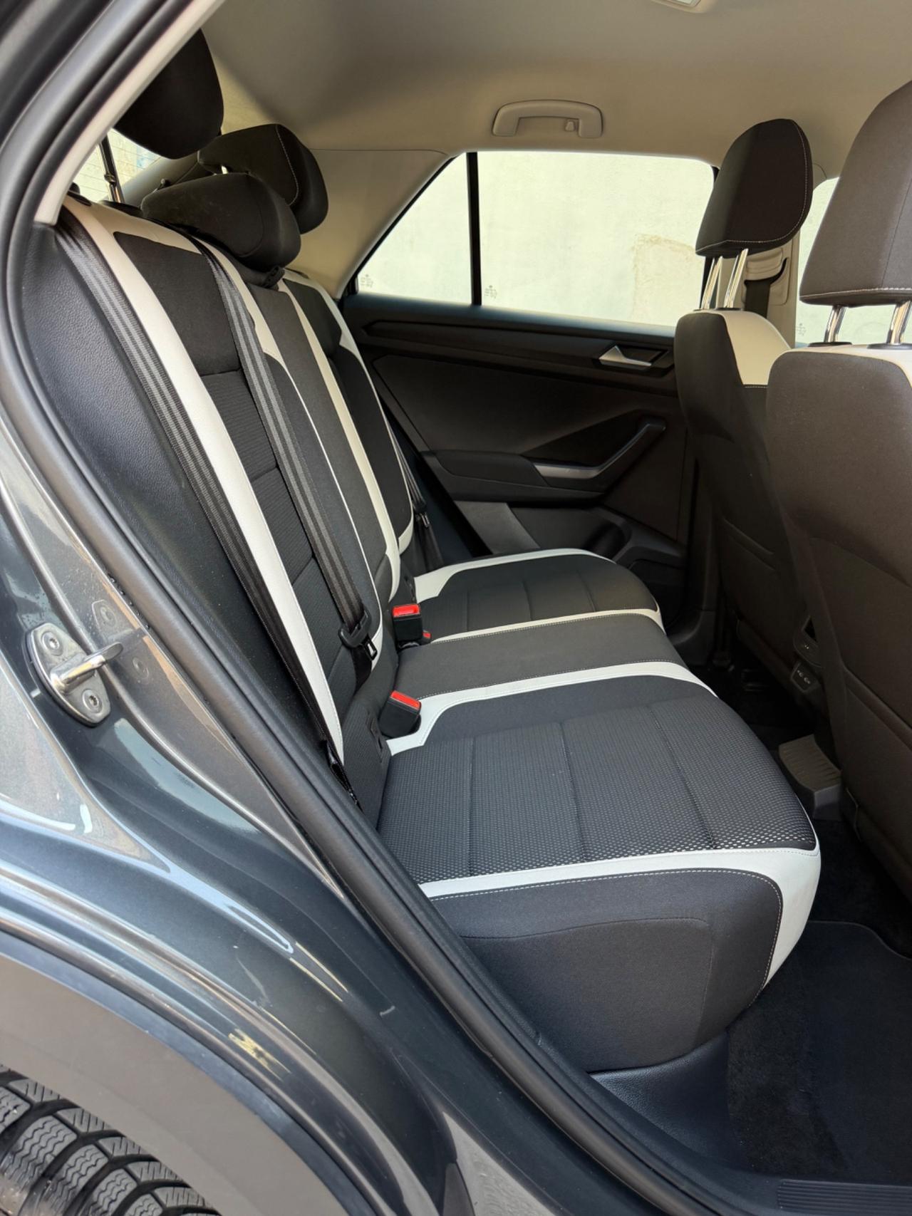 Volkswagen T-Roc 2.0 Tdi 150CV dsg Sport VIRTUAL