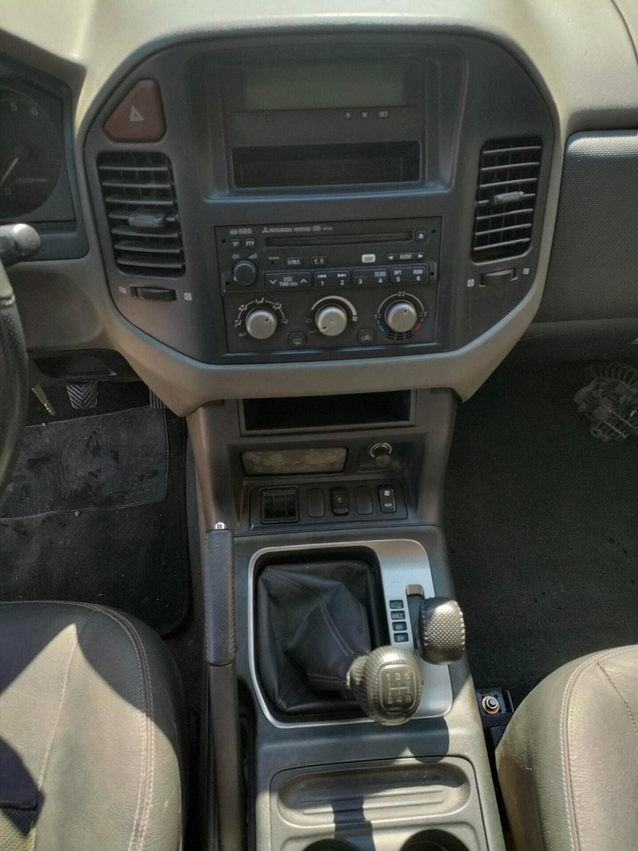 Mitsubishi Pajero 3.2 16V DI-D 7 p. Gancio