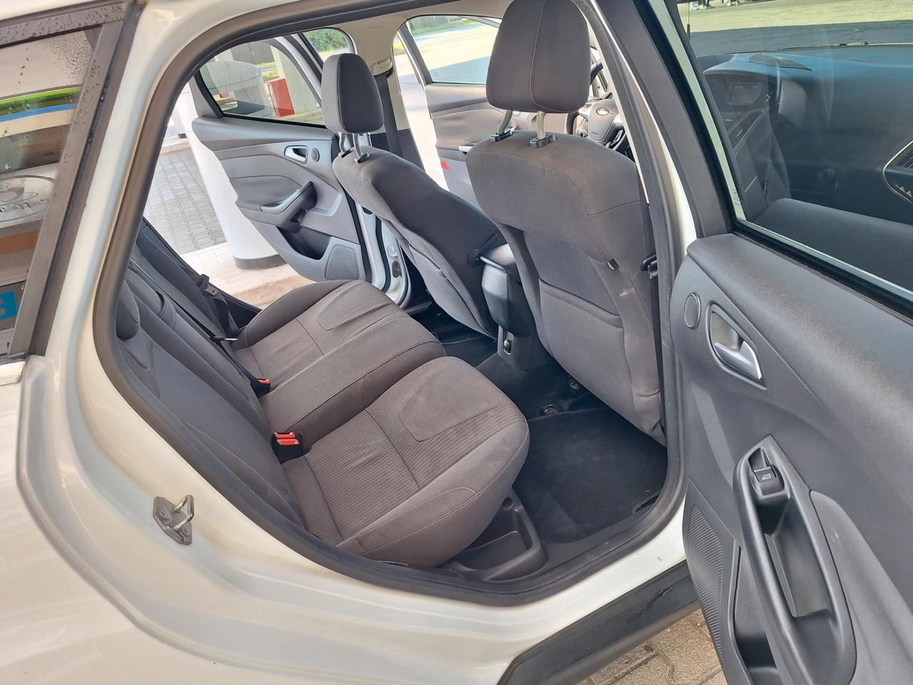 Ford Focus 1.6 TDCi 95 CV SW Titanium NEOPATENTATI 6MARCE 165.0000KM