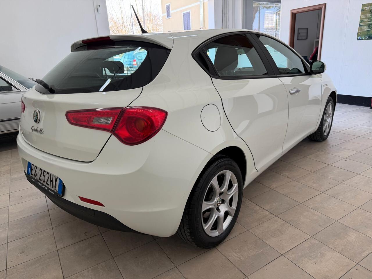 Alfa Romeo Giulietta 1.4 Turbo 120 CV GPL Distinctive