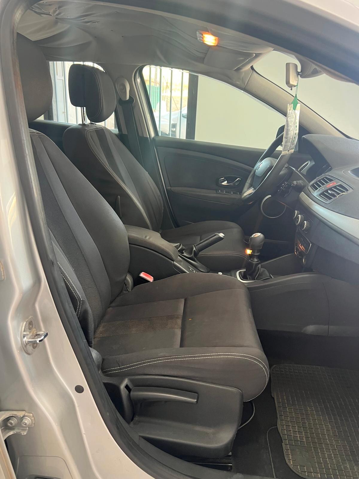 Renault Megane Mégane 1.5 dCi 110CV SporTour Attractive