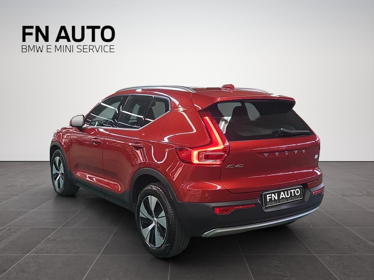 Volvo XC40 T5 Recharge Plug-in Hybrid Inscription Expression