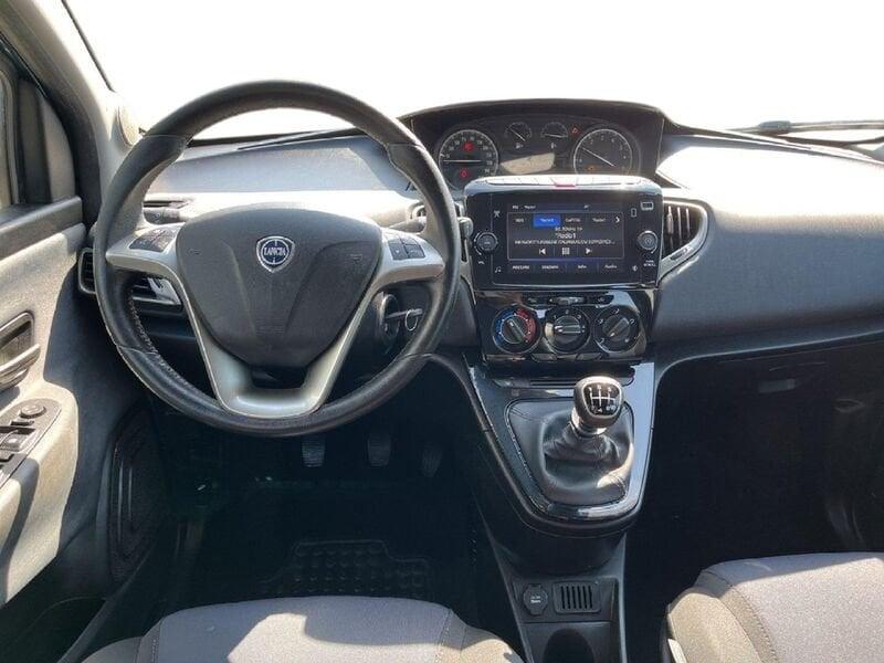 Lancia Ypsilon III 2021 1.0 firefly hybrid Gold s&s 70cv