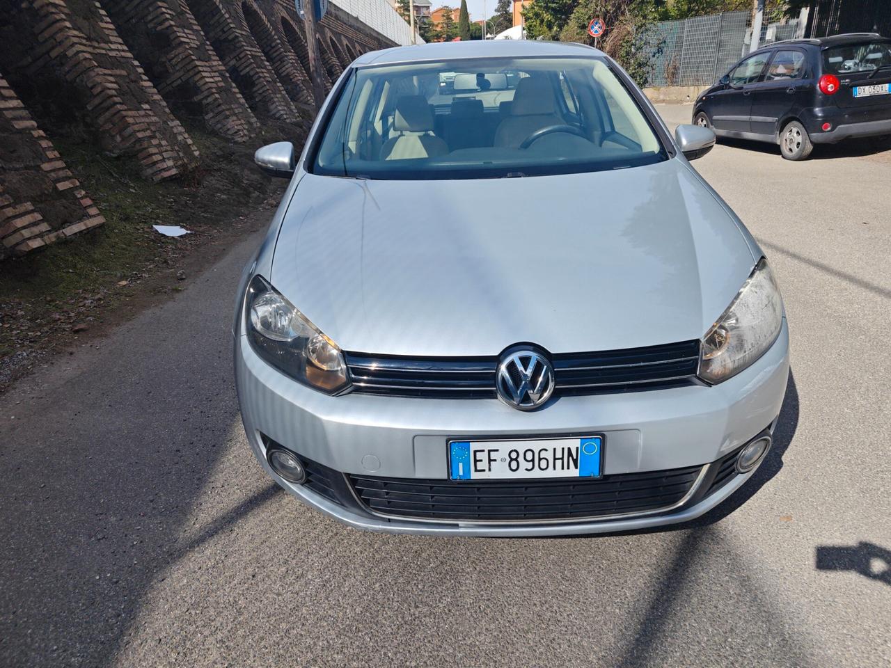 Volkswagen Golf 1.6 TDI DPF DSG 5p. Comfortline