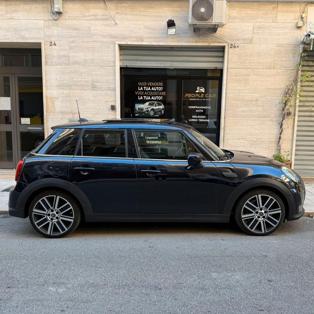 Mini 1.5 Cooper 5 porte - 136CV