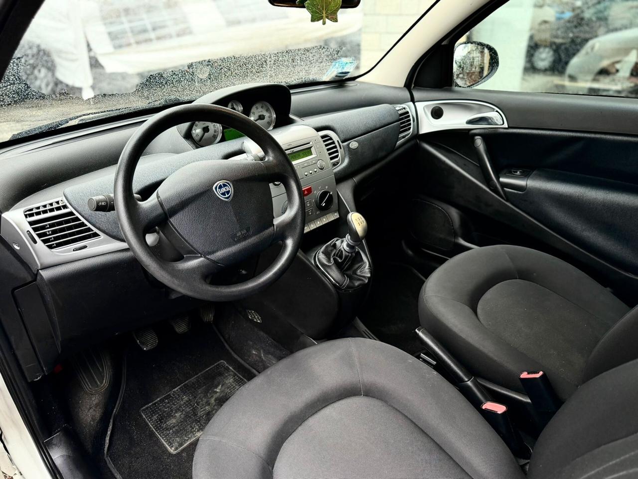 Lancia Ypsilon 1.2 69 CV Diva