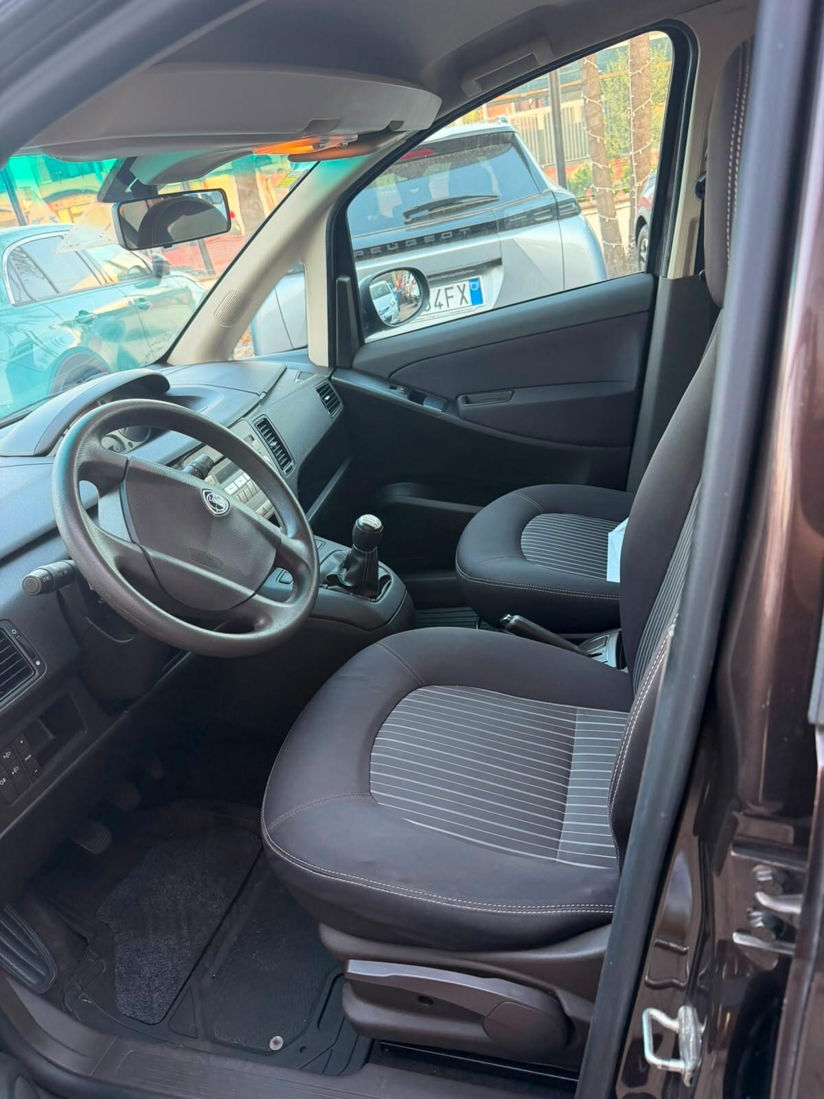 Lancia MUSA 1.3 Mjt 95 CV 5th Avenue