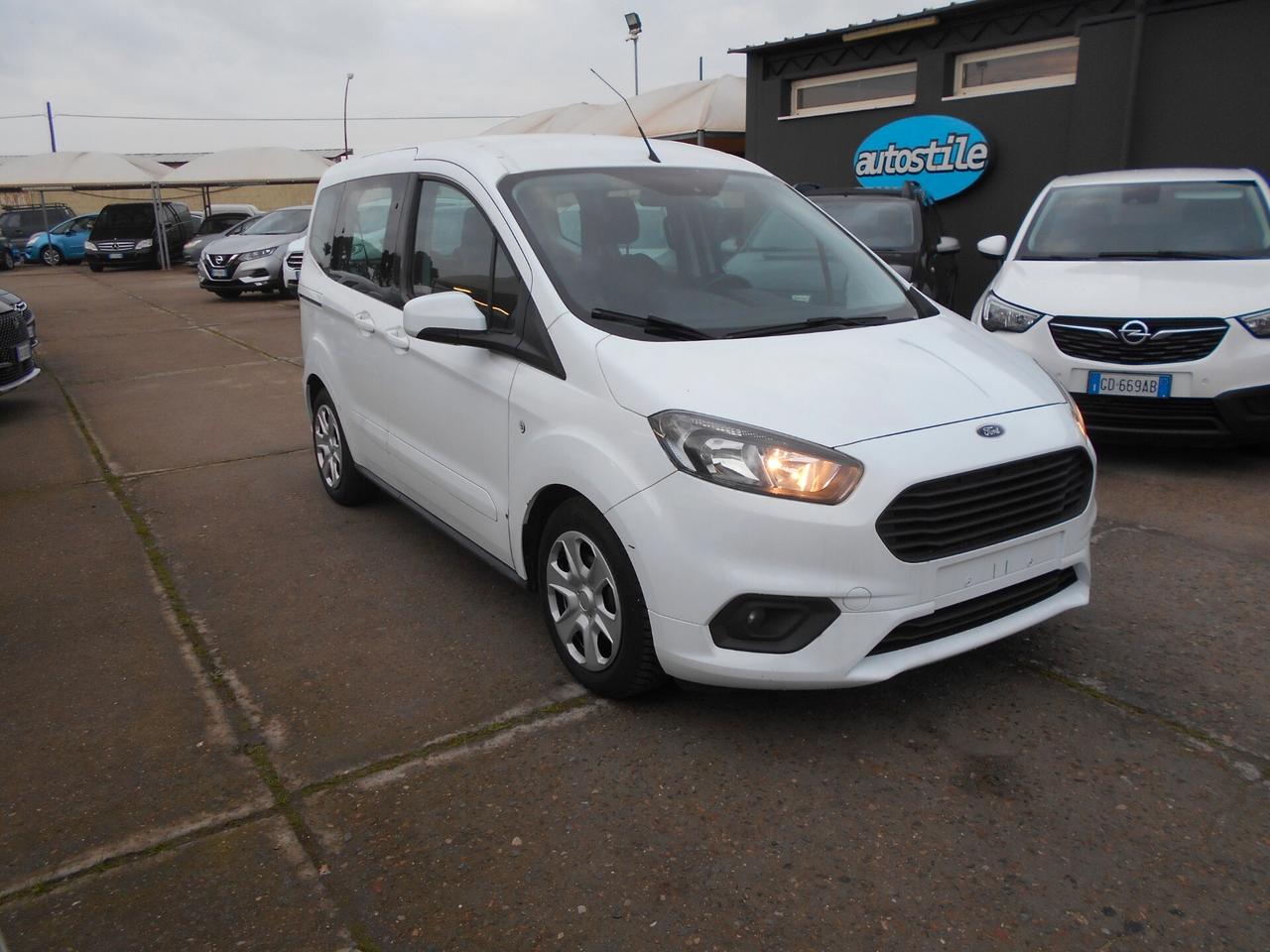 Ford Tourneo Connect 1.5 TDCi 100 CV Plus