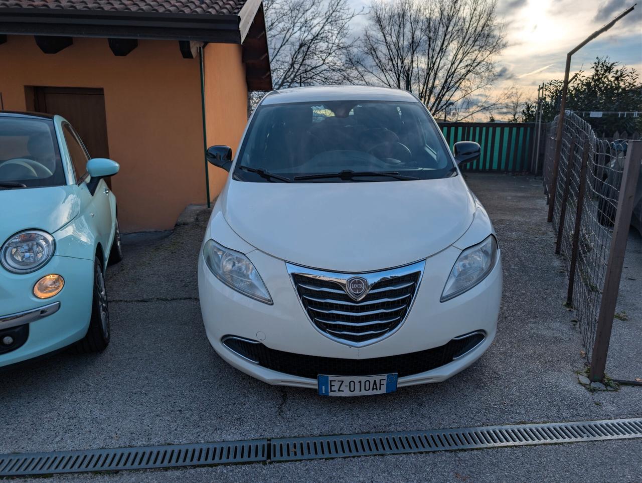 Lancia Ypsilon 1.2 69 CV 5 porte GPL