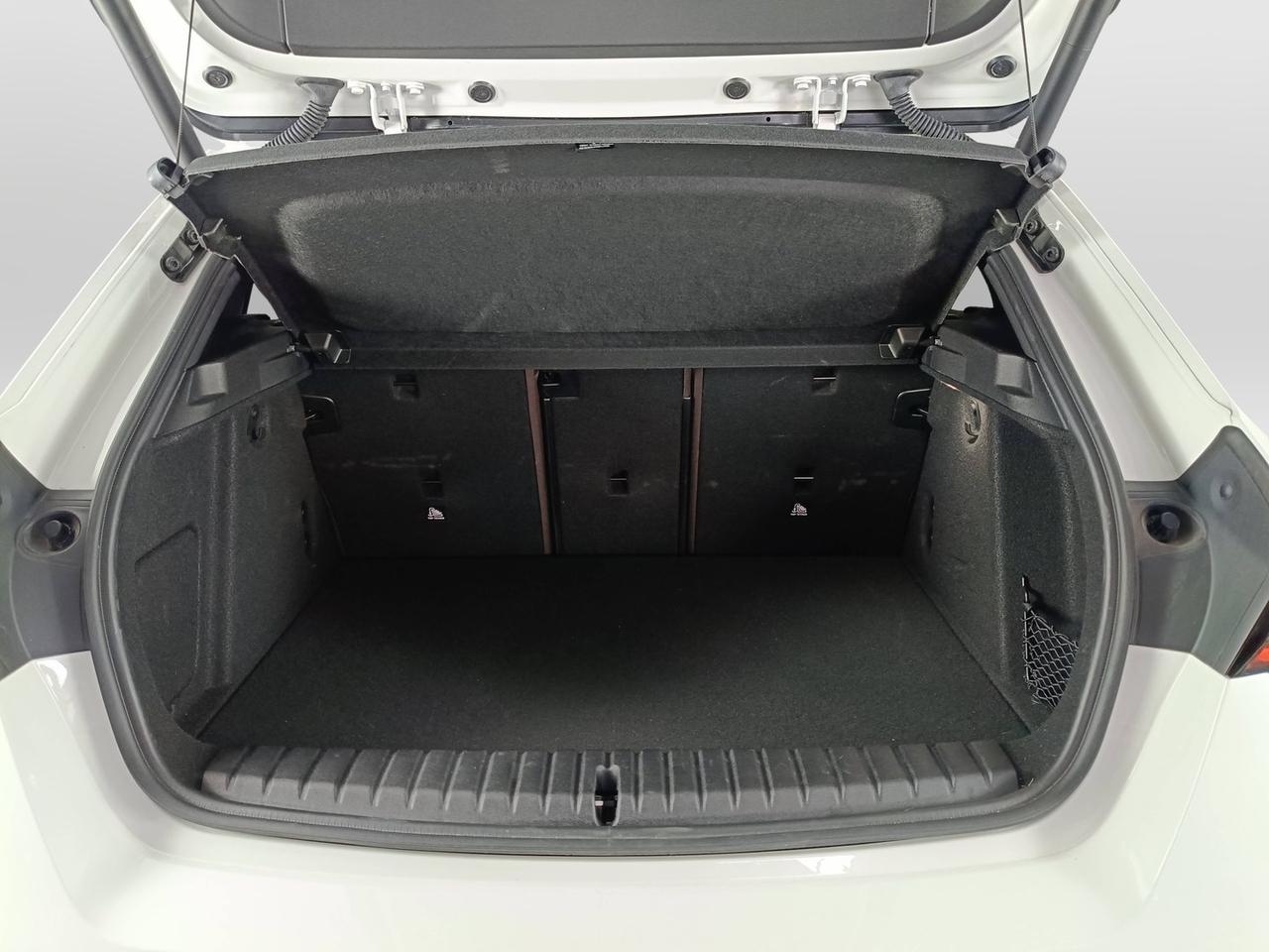 BMW Serie 1 F70 - 120d 48V MSport Pro auto