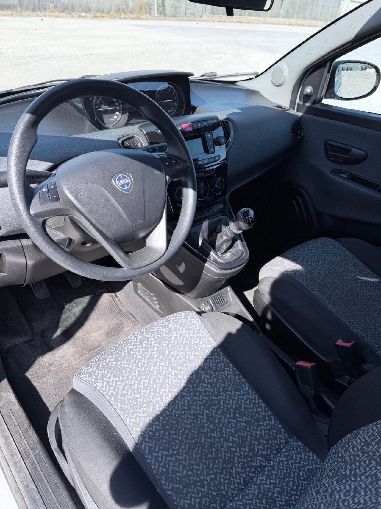 Ypsilon 1.2 GPL Elefantino Uniproprietà Neopatentati