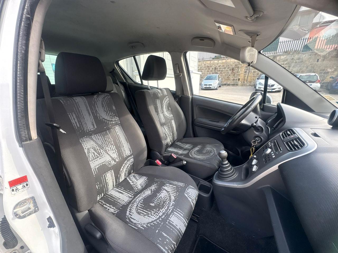 Opel Agila 1.2 16V 94CV Enjoy