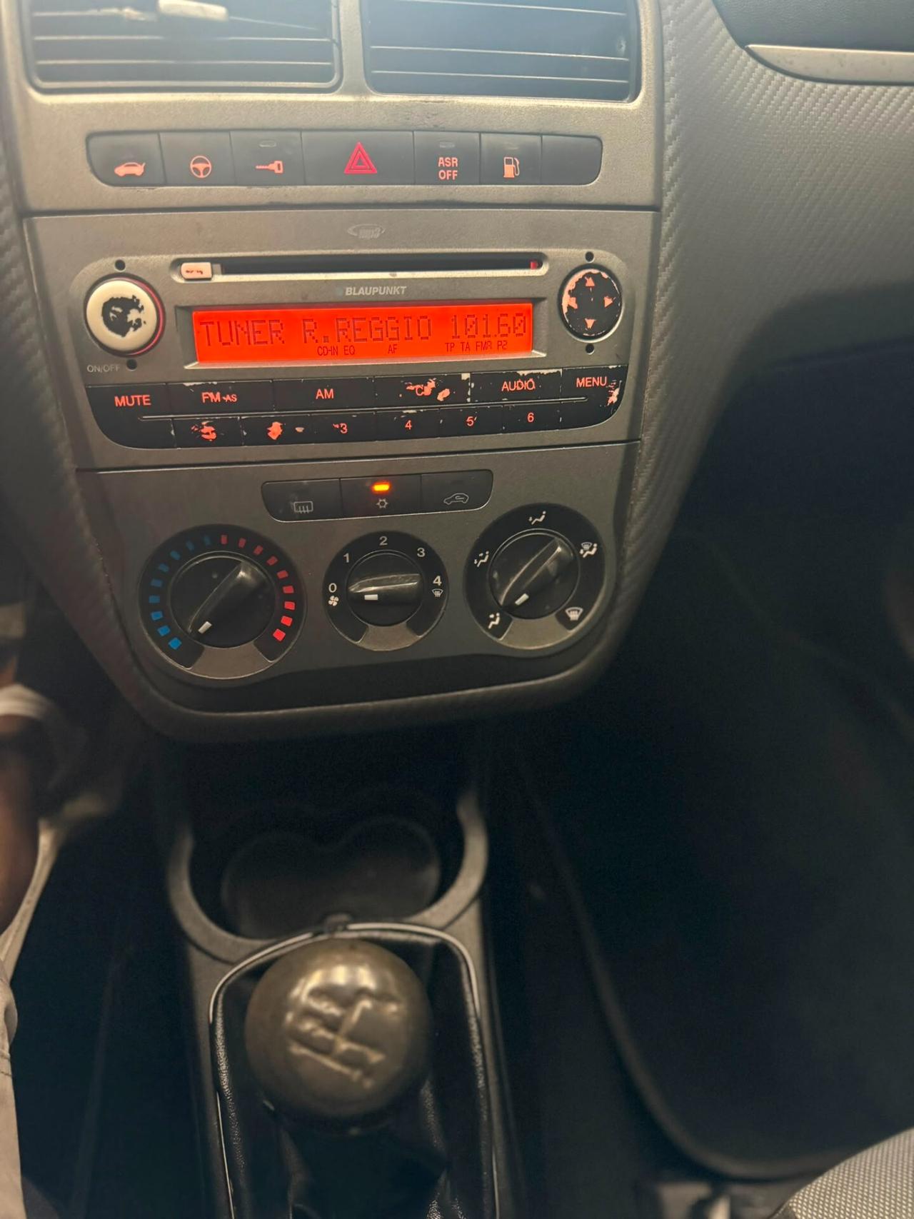Fiat Punto GRANDE 1.4 5P DYNAMIC NATURAL POWER