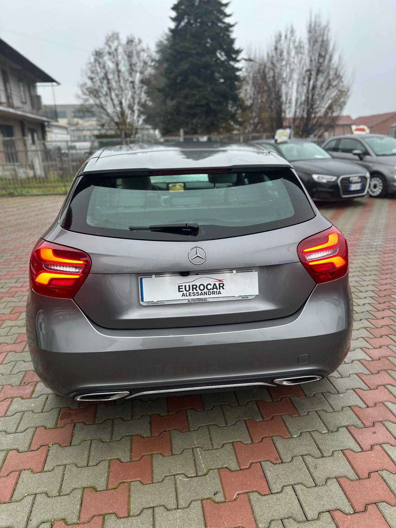 Mercedes-benz A 180 d Premium