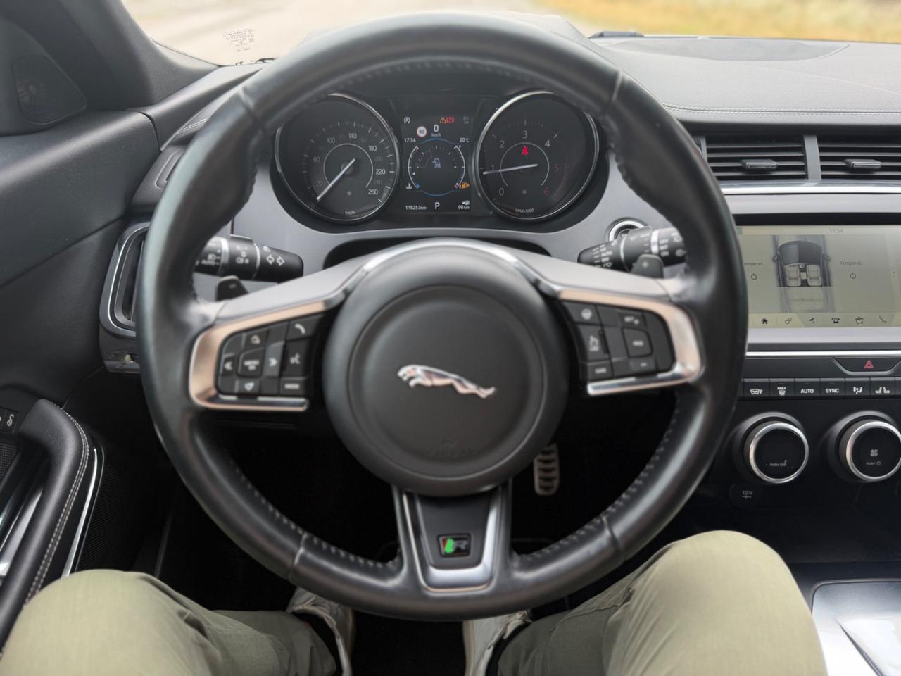 Jaguar E-Pace 2.0D 180 CV AWD R-Dynamic S