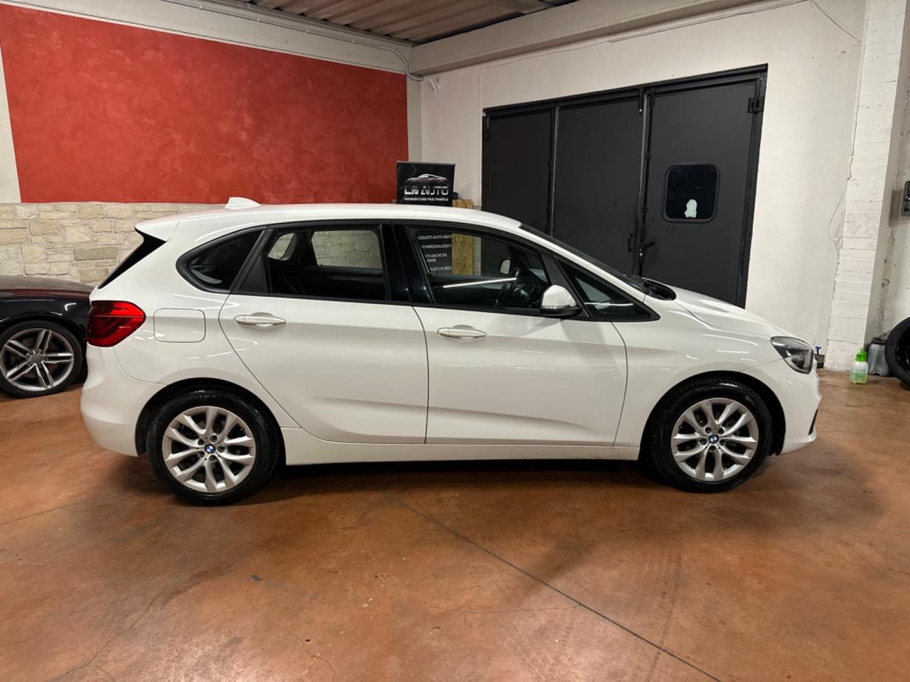 Bmw 2er Active Tourer 214d Advantage
