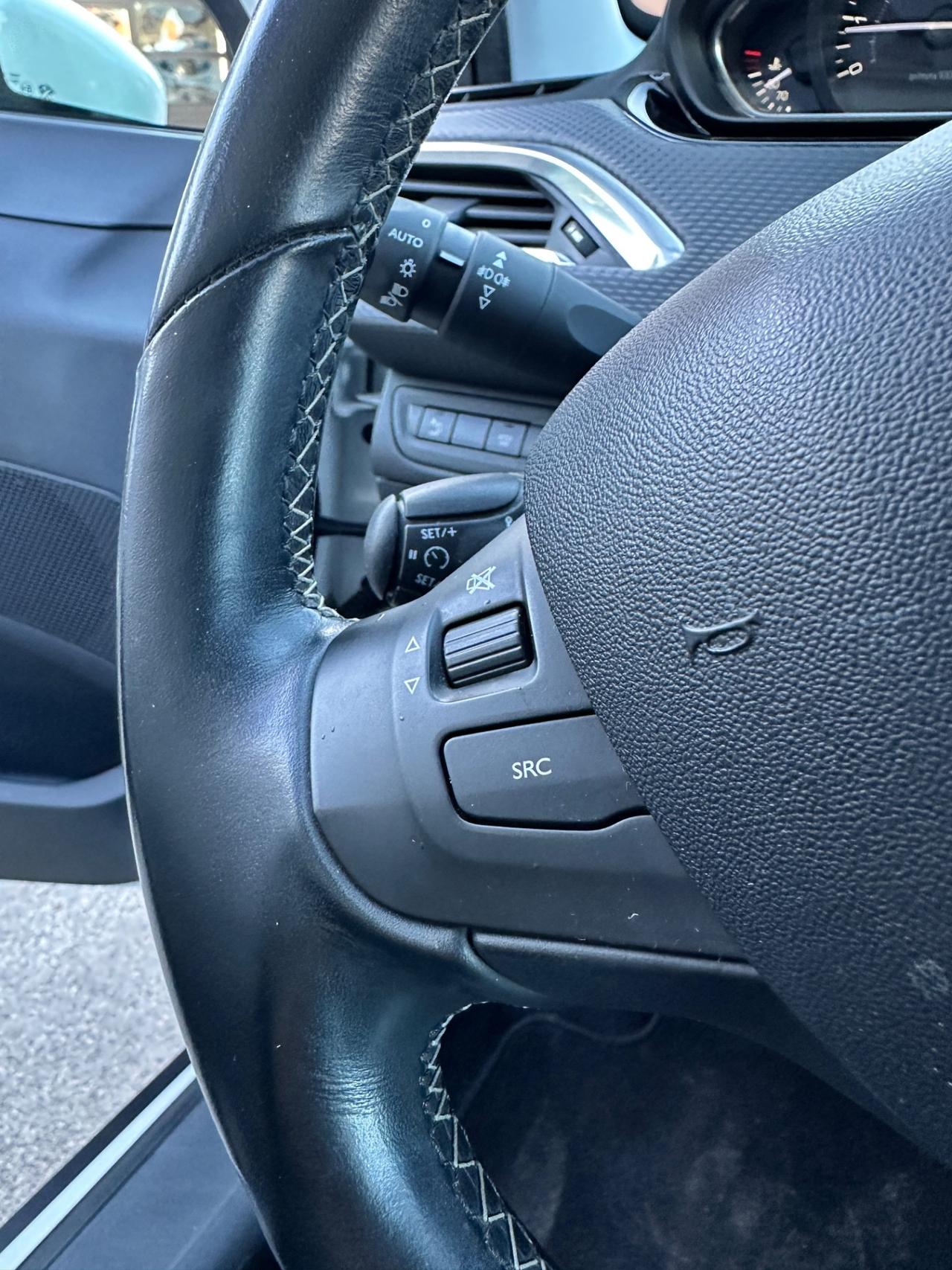 Peugeot 2008 PureTech GT Line solo 105mila km unipro