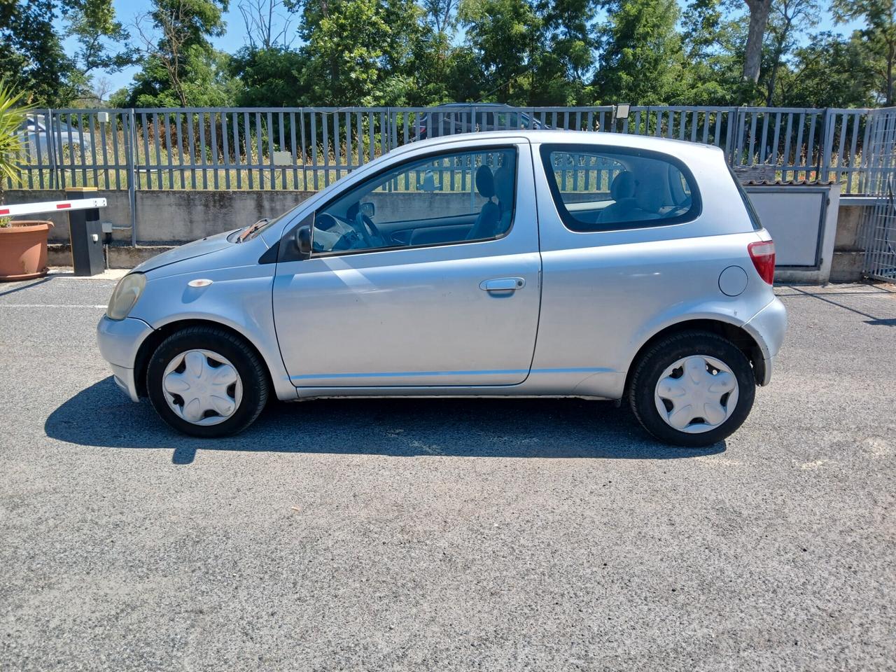 Toyota 1.0i 16V cat 3 porte Sol