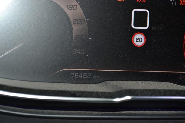 PEUGEOT 3008 - 1.5HDI GT LINE