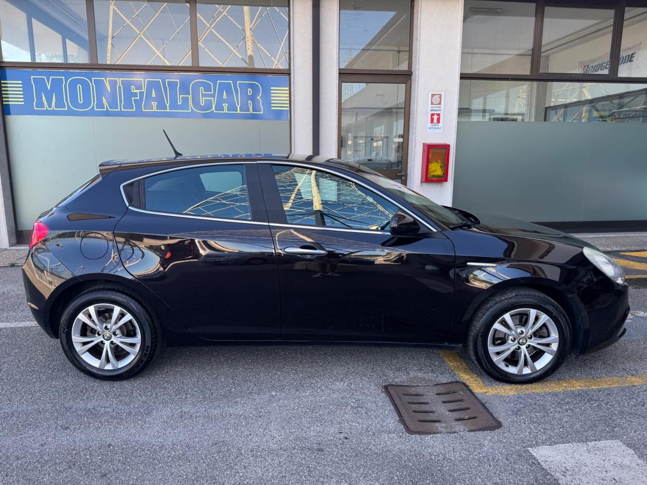 Alfa Romeo Giulietta 2.0 JTDm-2 170 CV Distinctive 2012