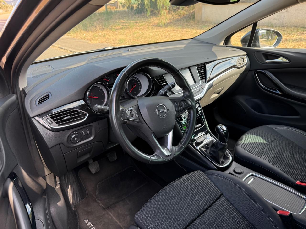 Opel Astra 1.5 CDTI 122 CV S&S 5 porte Business Elegance